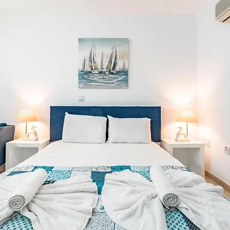 Villa Elliana By Ezoria Protaras